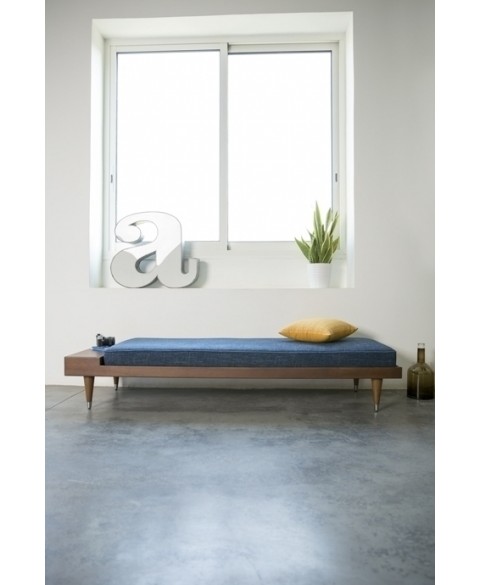 BI Blue Daybed Kann img1 BI Blue Daybed Kann img1